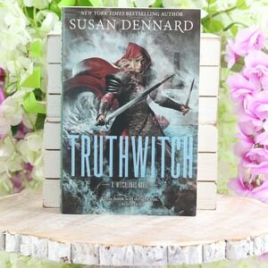 Truthwitch Susan Dennard Witchlands Novel Book 1 Tor Teen Paperback YA Fantasy
